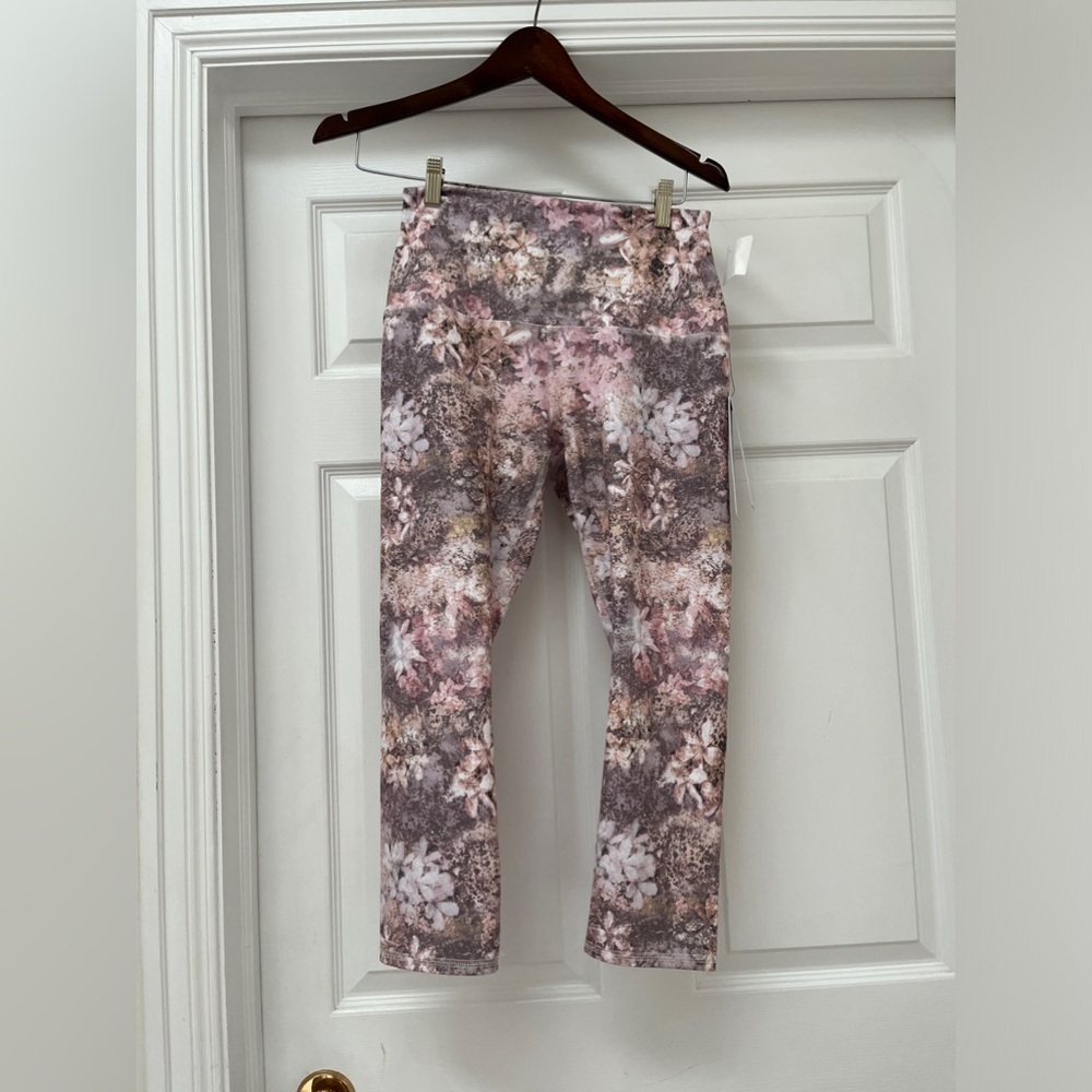 NWT RBX Active capri leggings size large